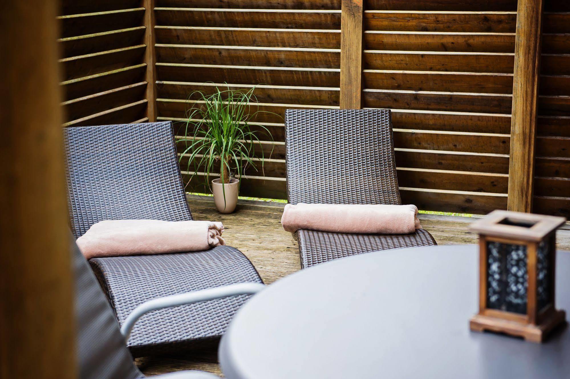 Hotelcamp Reinsehlen Schneverdingen Buitenkant foto