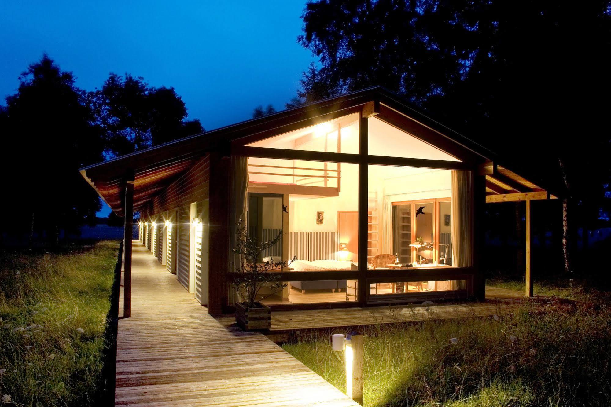 Hotelcamp Reinsehlen Schneverdingen Buitenkant foto